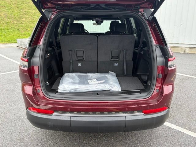 New 2026 Jeep Grand Cherokee L Limited w/ Limited Altitude Package AWD/4WD image 7