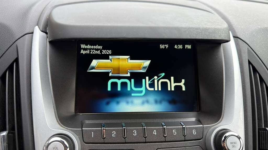 Used 2015 Chevrolet Equinox LT w/ Driver Convenience Package AWD/4WD image 14