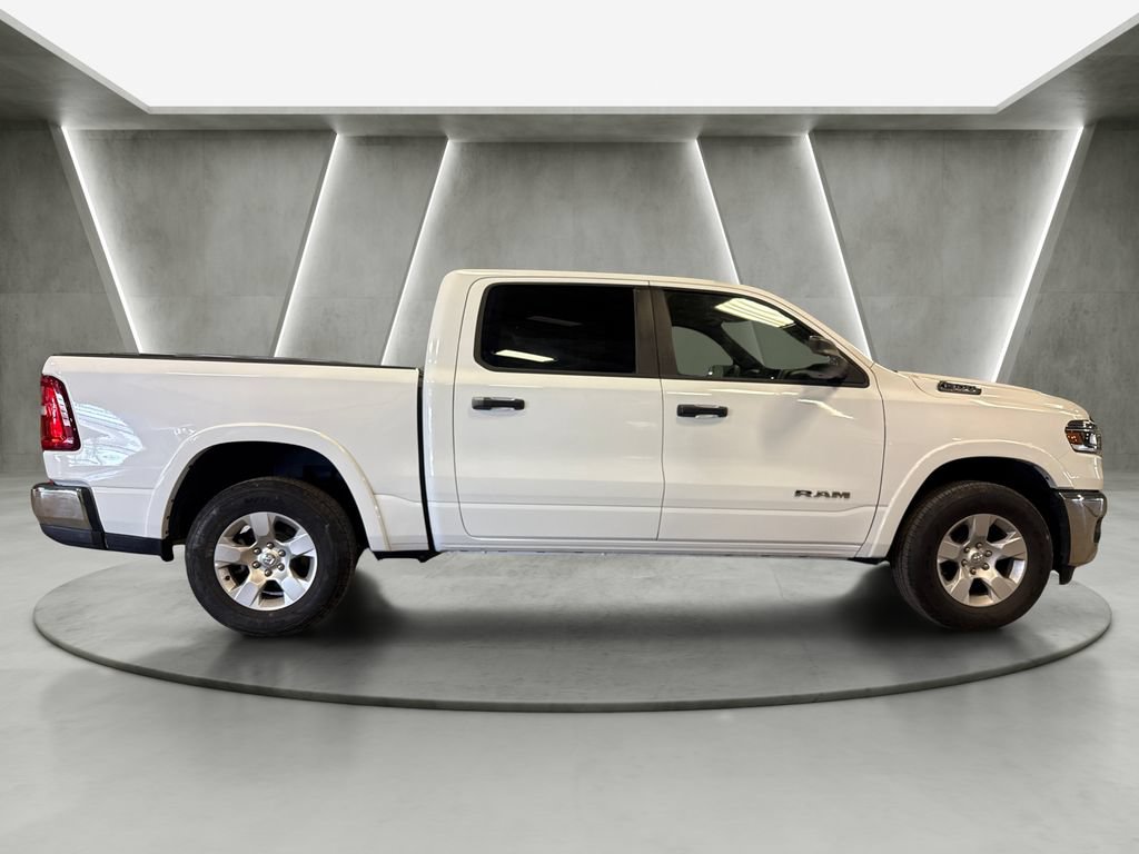 Used 2025 RAM 1500 Big Horn AWD/4WD image 6
