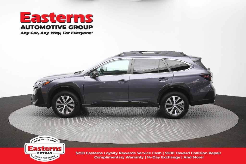 Used 2023 Subaru Outback Premium AWD/4WD image 59