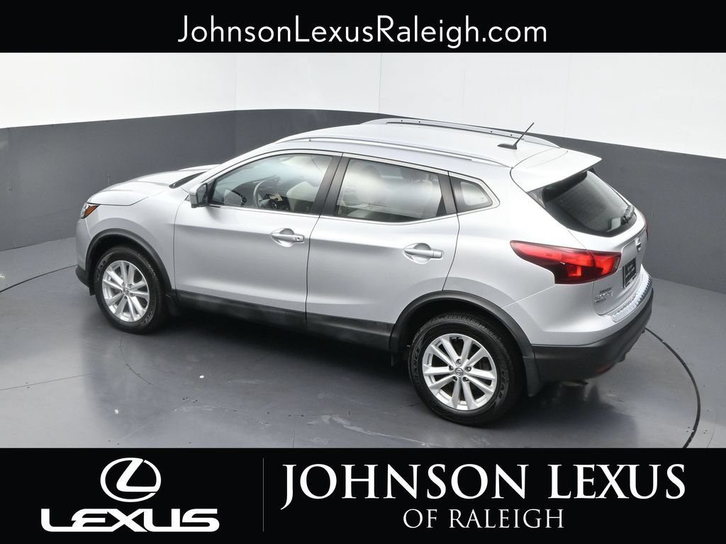 Used 2018 Nissan Rogue Sport SV w/ SV Technology Package FWD image 25