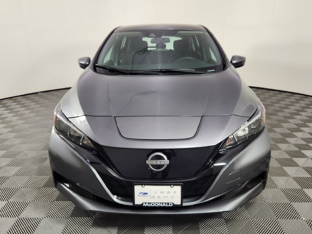 Used 2025 Nissan Leaf S FWD image 8