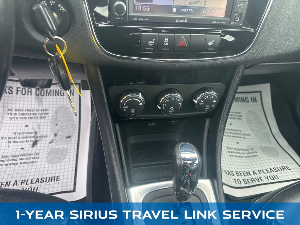 Used 2011 Chrysler 200 Limited FWD image 18