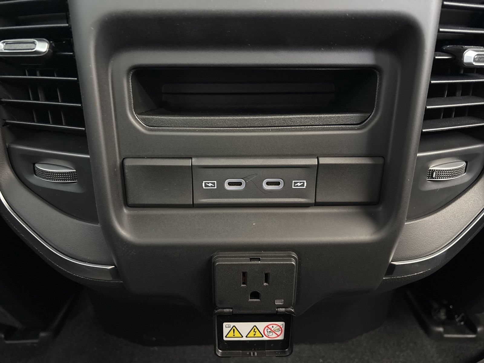 Used 2026 RAM 1500 Lone Star RWD image 18