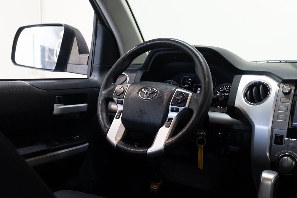Used 2019 Toyota Tundra SR5 w/ SR5 Convenience Package image 24