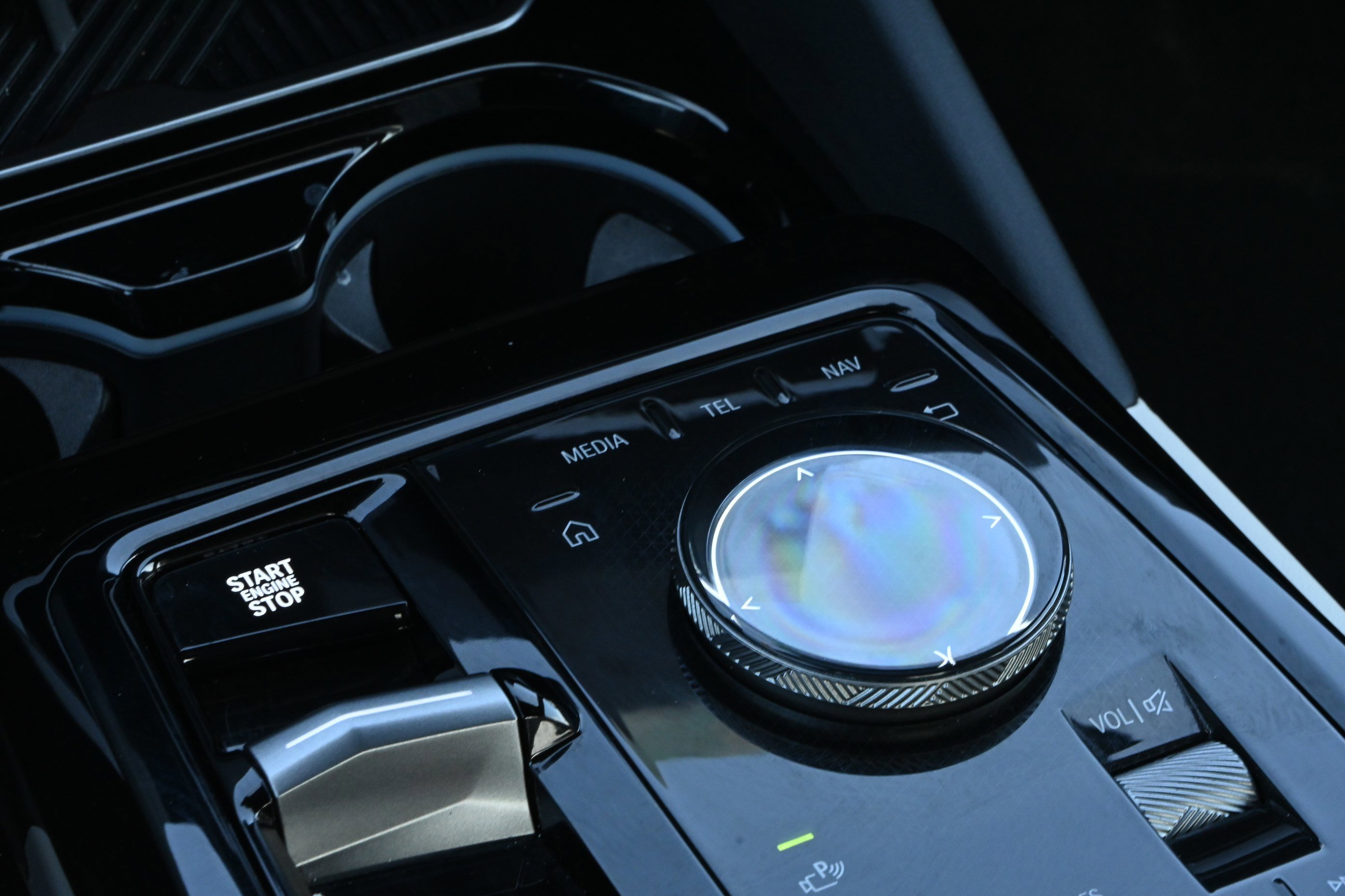 Certified 2024 BMW 530i w/ Convenience Package image 21