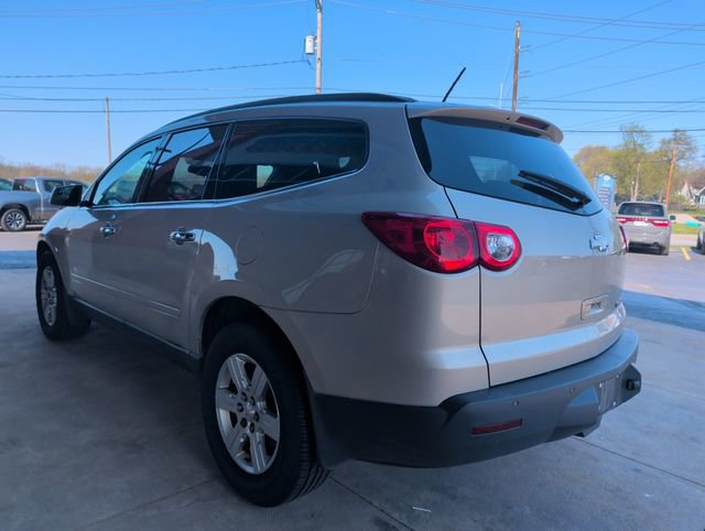 Used 2012 Chevrolet Traverse LT FWD image 6