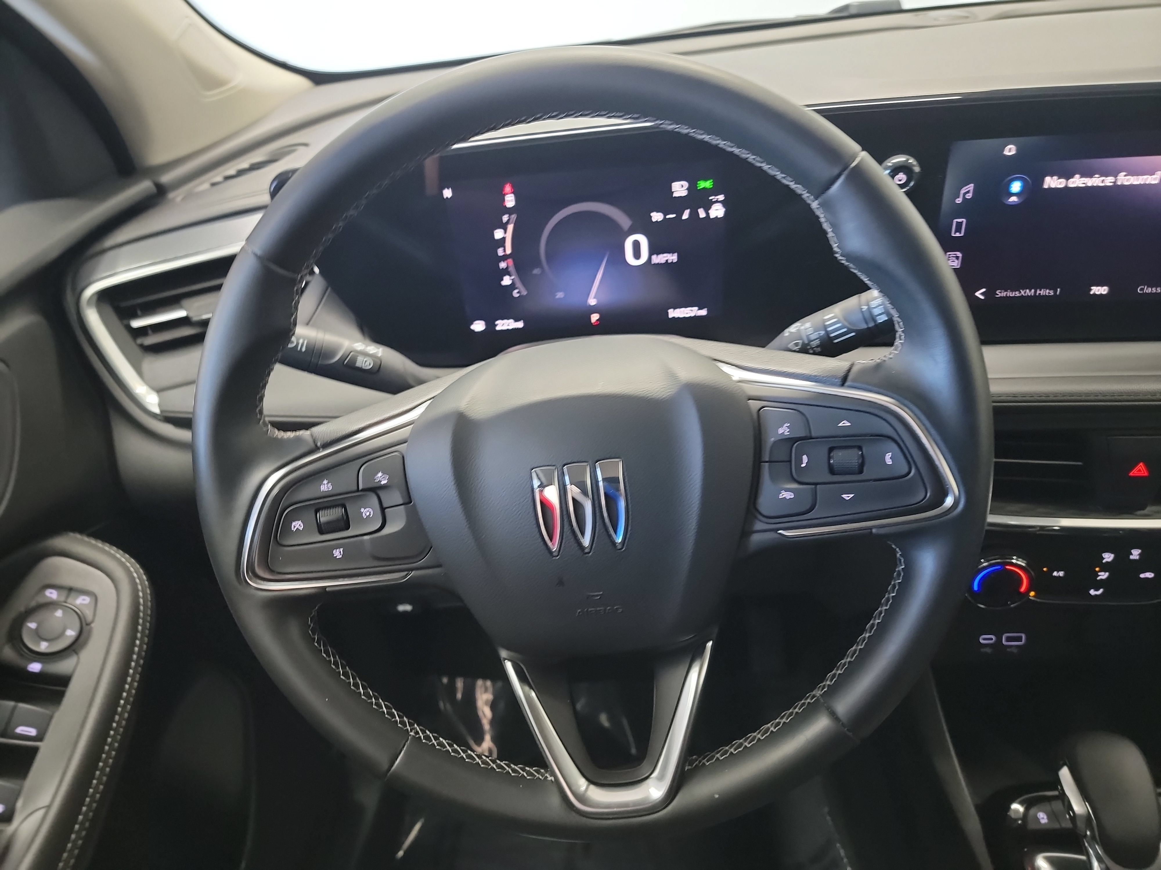 Used 2024 Buick Encore GX Preferred AWD/4WD image 17