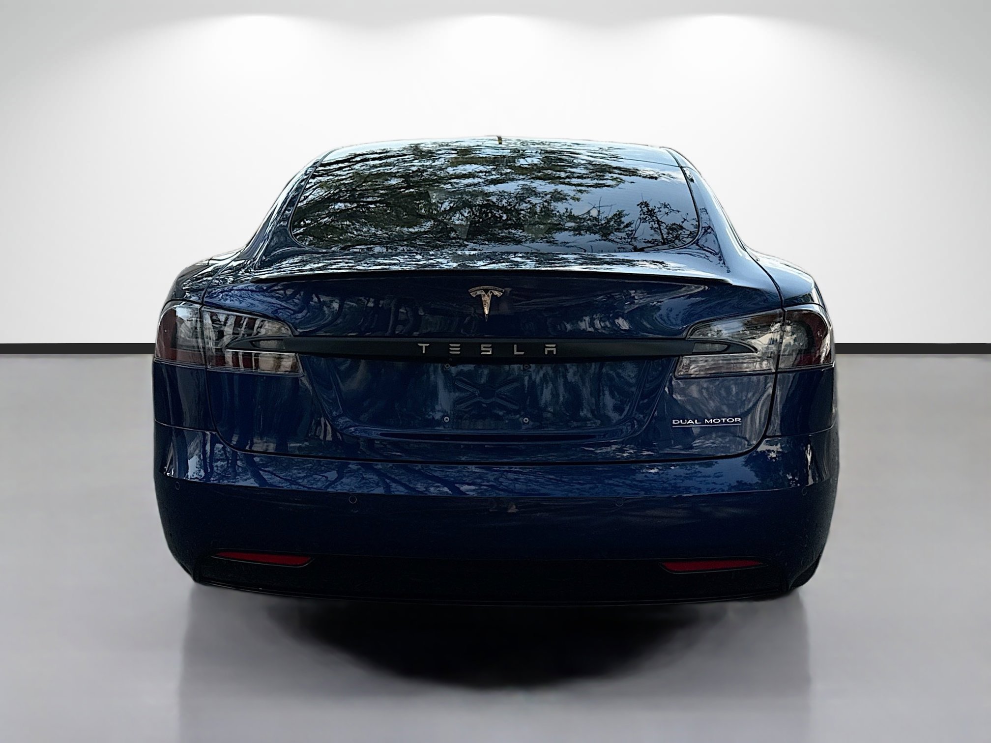 Used 2021 Tesla Model S Performance image 4