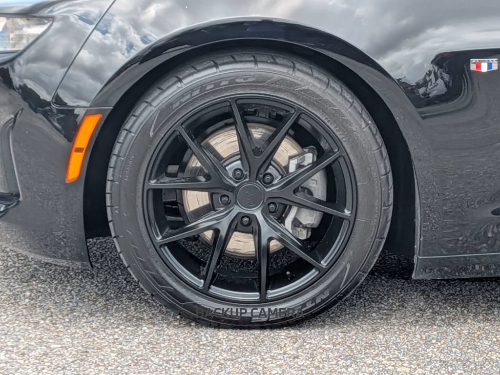 Used 2023 Chevrolet Camaro LT RWD image 12