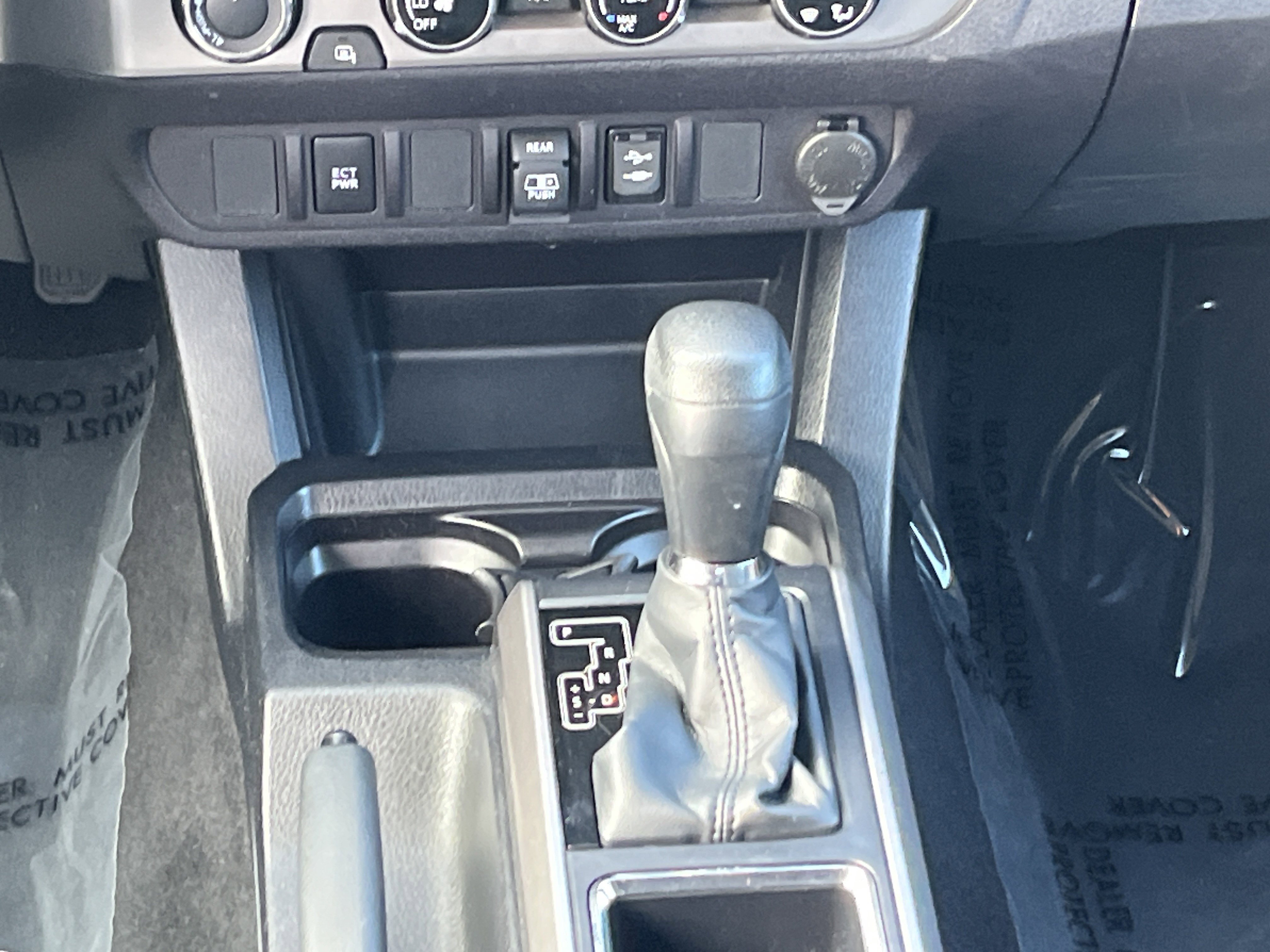 Used 2018 Toyota Tacoma SR5 image 21