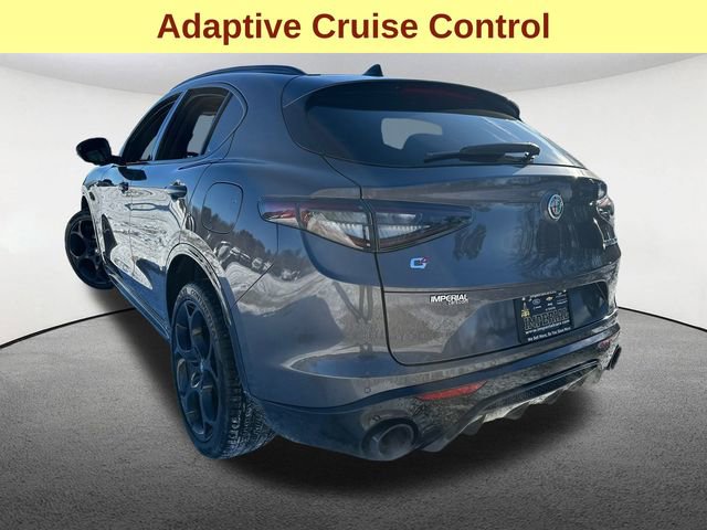 Used 2024 Alfa Romeo Stelvio Veloce image 10