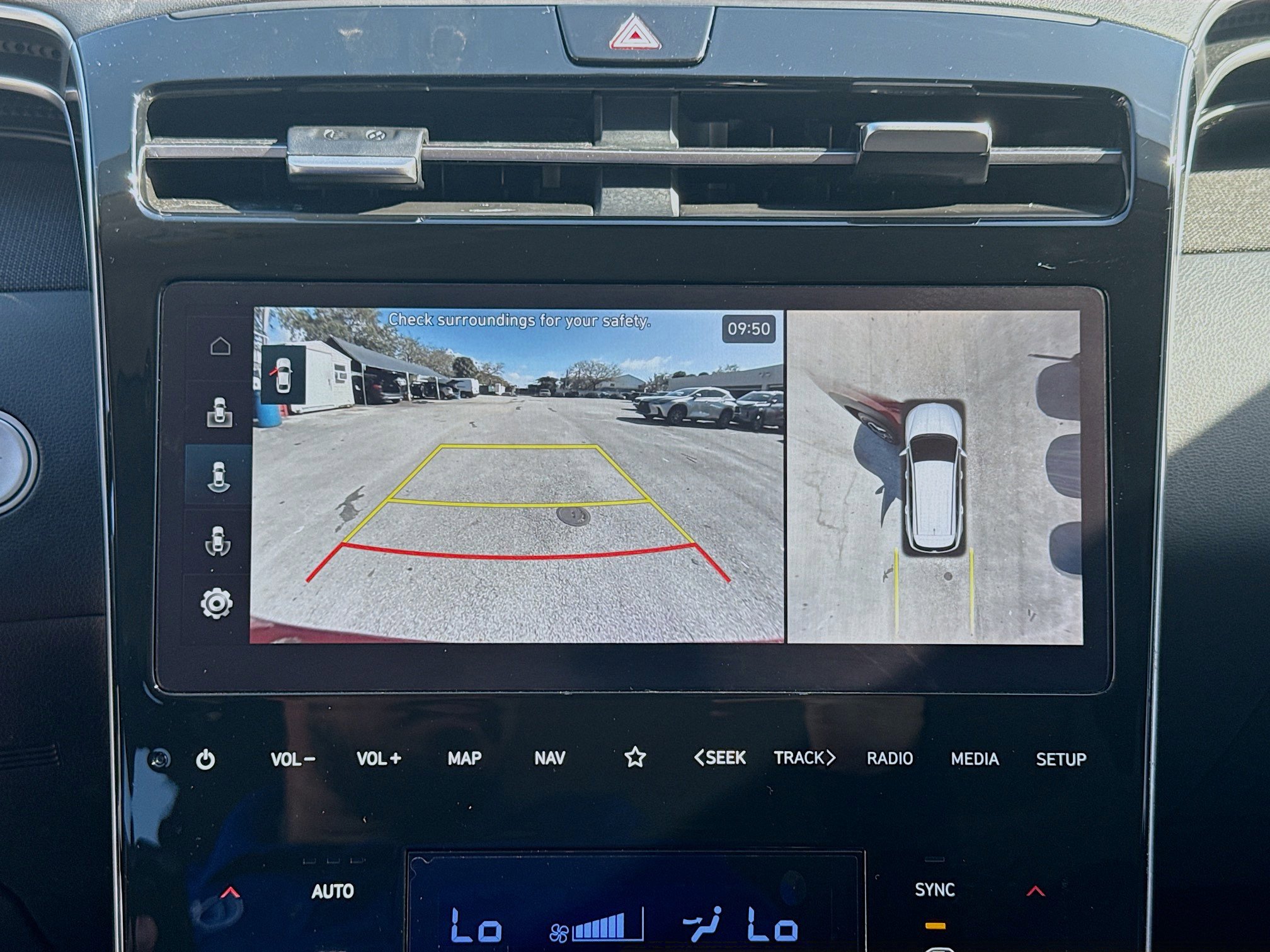 Used 2024 Hyundai Tucson Limited image 12