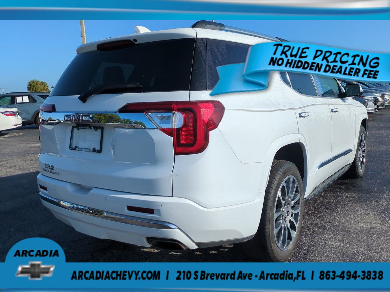 Certified 2021 GMC Acadia Denali w/ Denali Technology Package FWD image 4