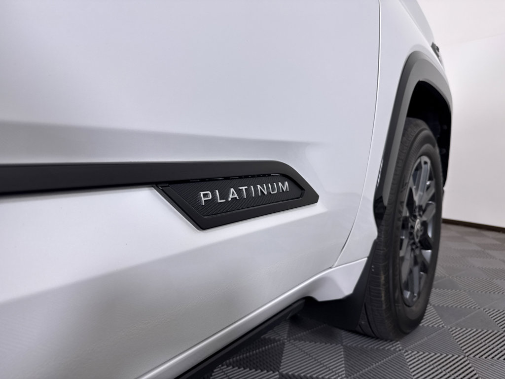 Used 2024 Toyota Sequoia Platinum image 24