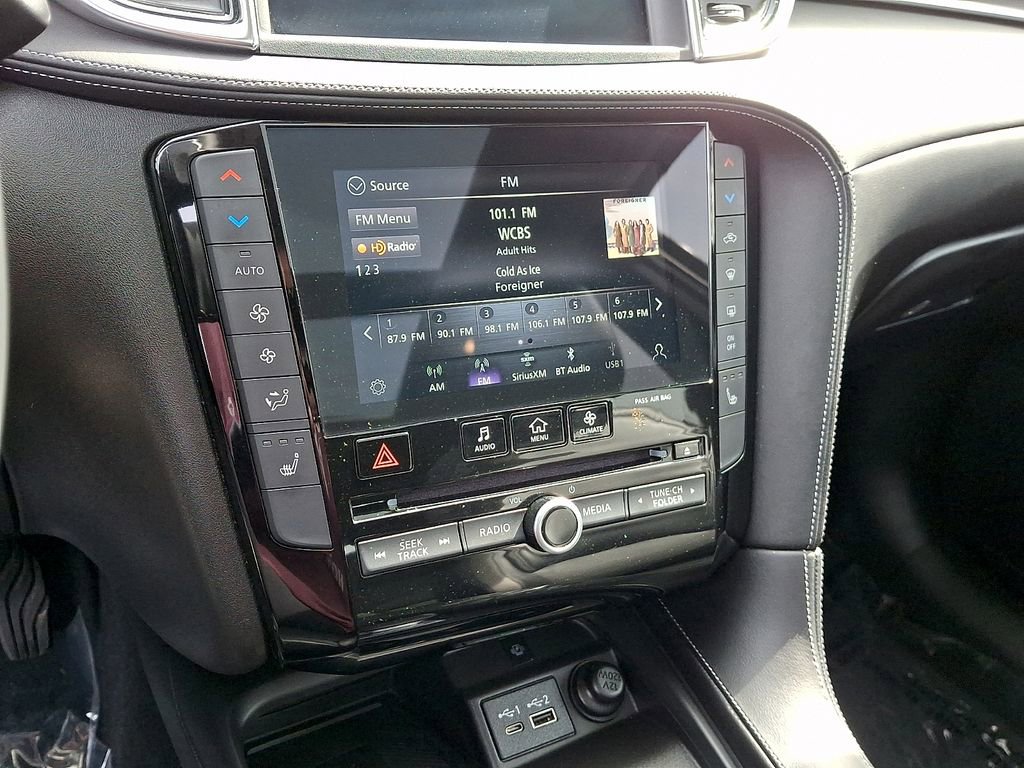 Used 2023 INFINITI QX50 Luxe AWD/4WD image 17