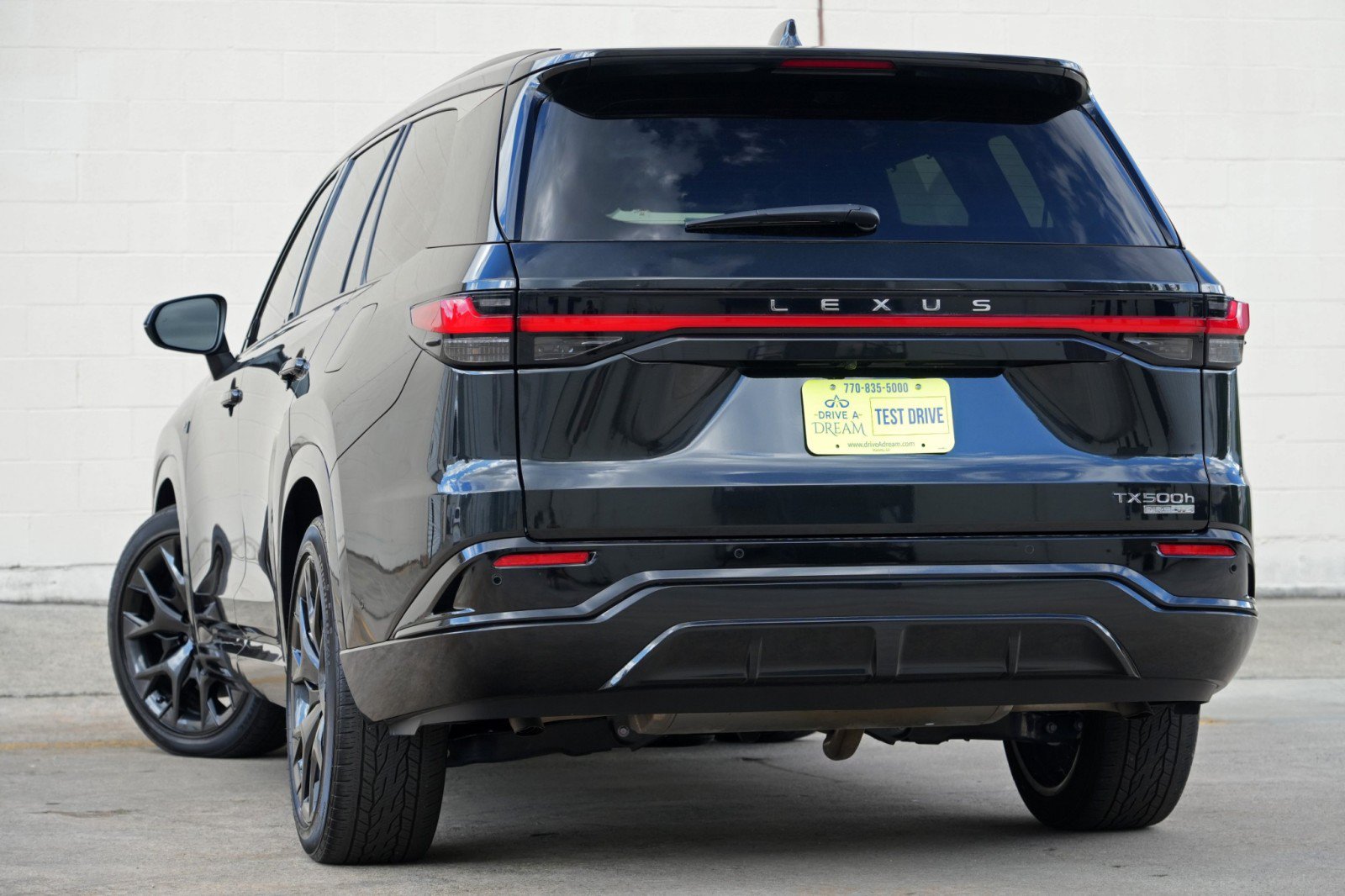 Used 2024 Lexus TX 500h AWD w/ Technology Package image 6
