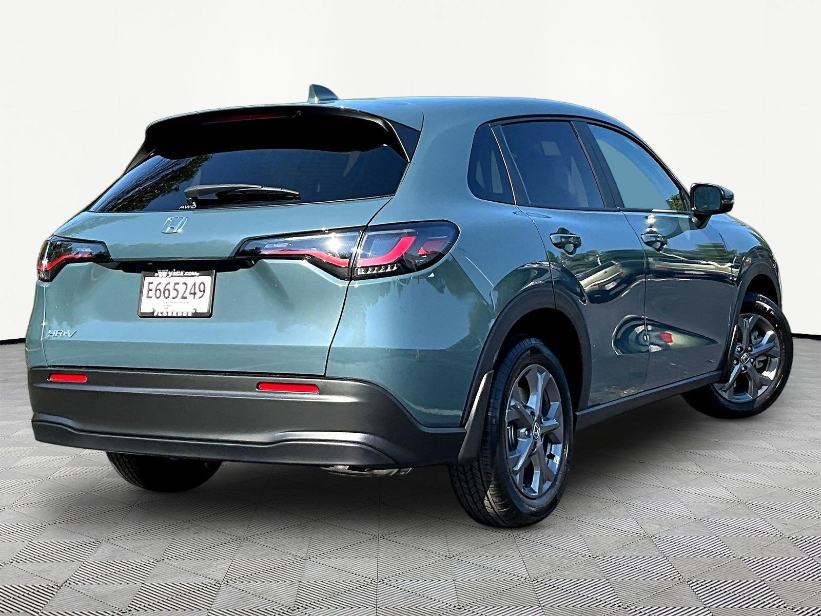 Certified 2027 Honda HR-V LX image 6