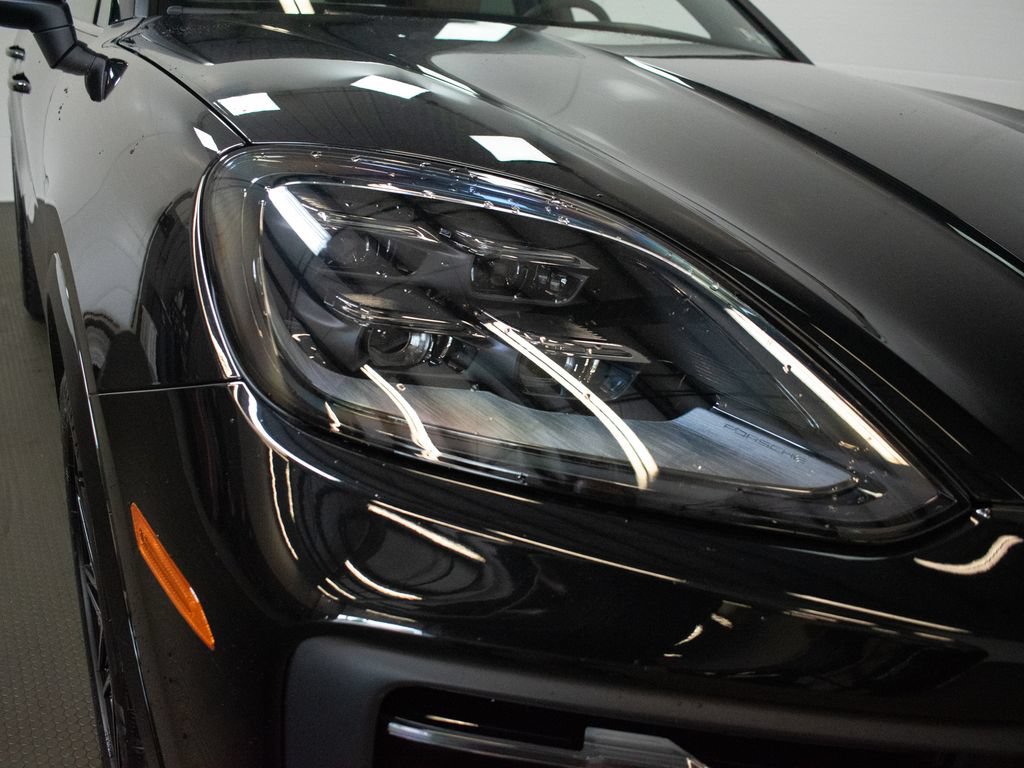 New 2026 Porsche Cayenne AWD/4WD image 26