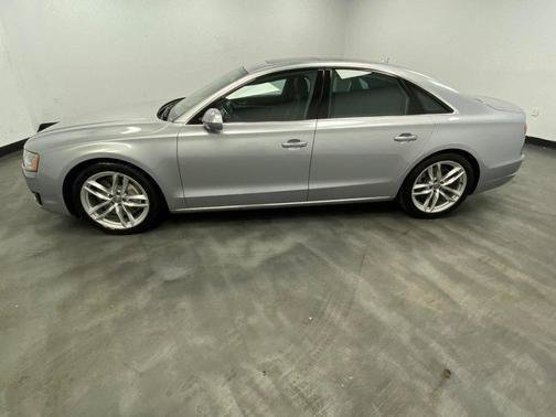 Used 2015 Audi A8 4.0T w/ Premium Package AWD/4WD image 4