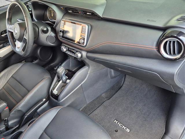 Used 2020 Nissan Kicks SR w/ SR Premium Package FWD image 20