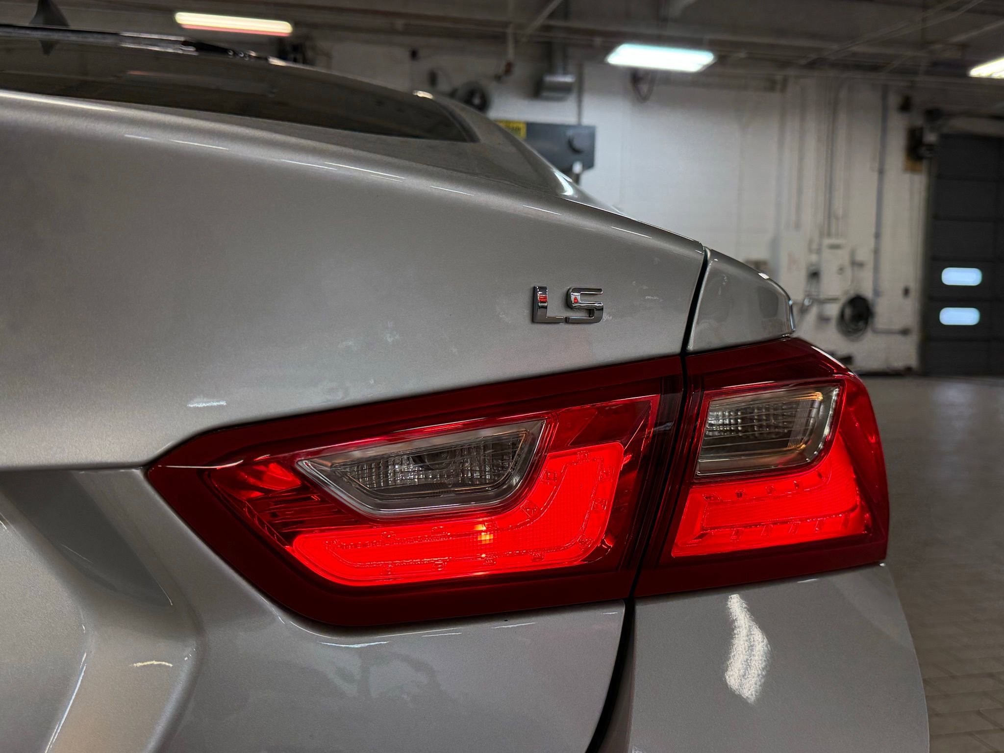 Used 2016 Chevrolet Malibu LS image 12