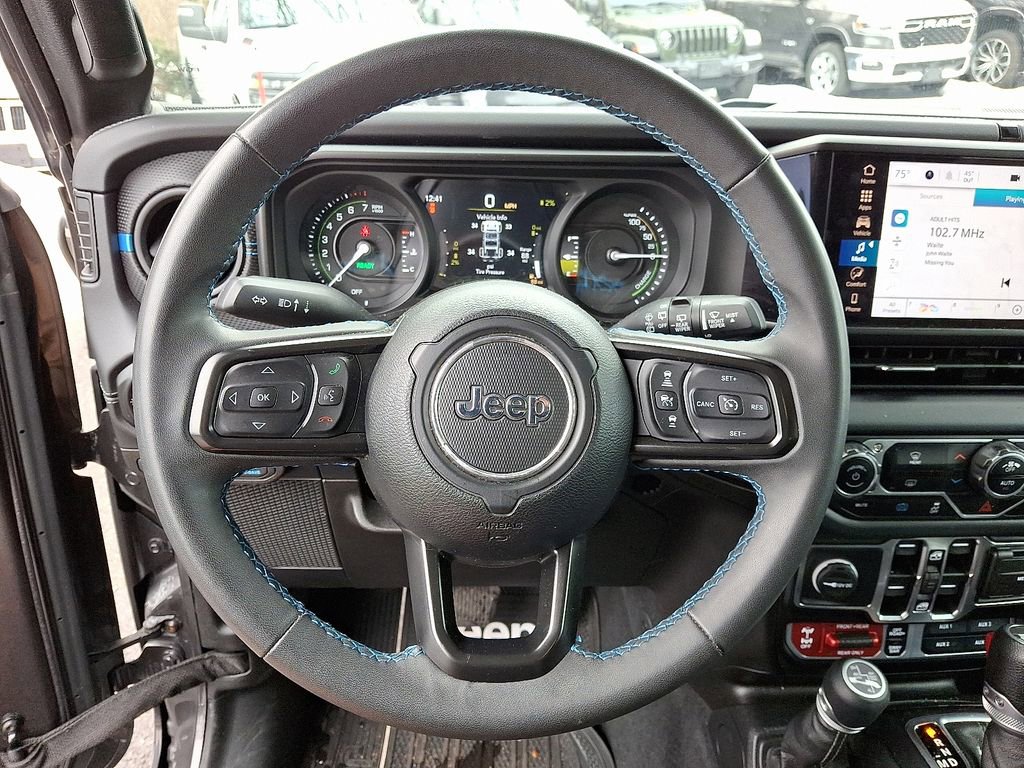 Used 2024 Jeep Wrangler Unlimited Rubicon 4xe image 18