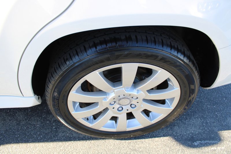 Used 2011 Mercedes-Benz GLK 350 2WD image 17