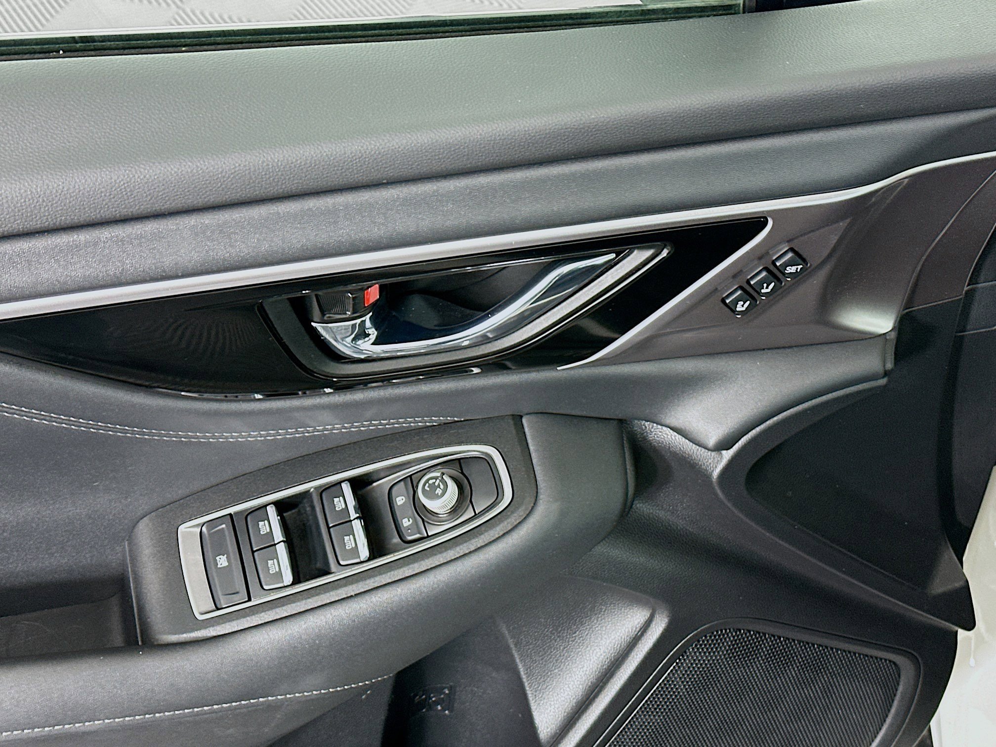 Used 2024 Subaru Outback Limited image 15