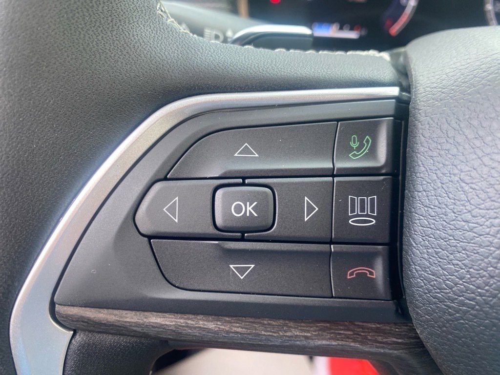 New 2025 Jeep Grand Cherokee Limited w/ Black Appearance Package image 20