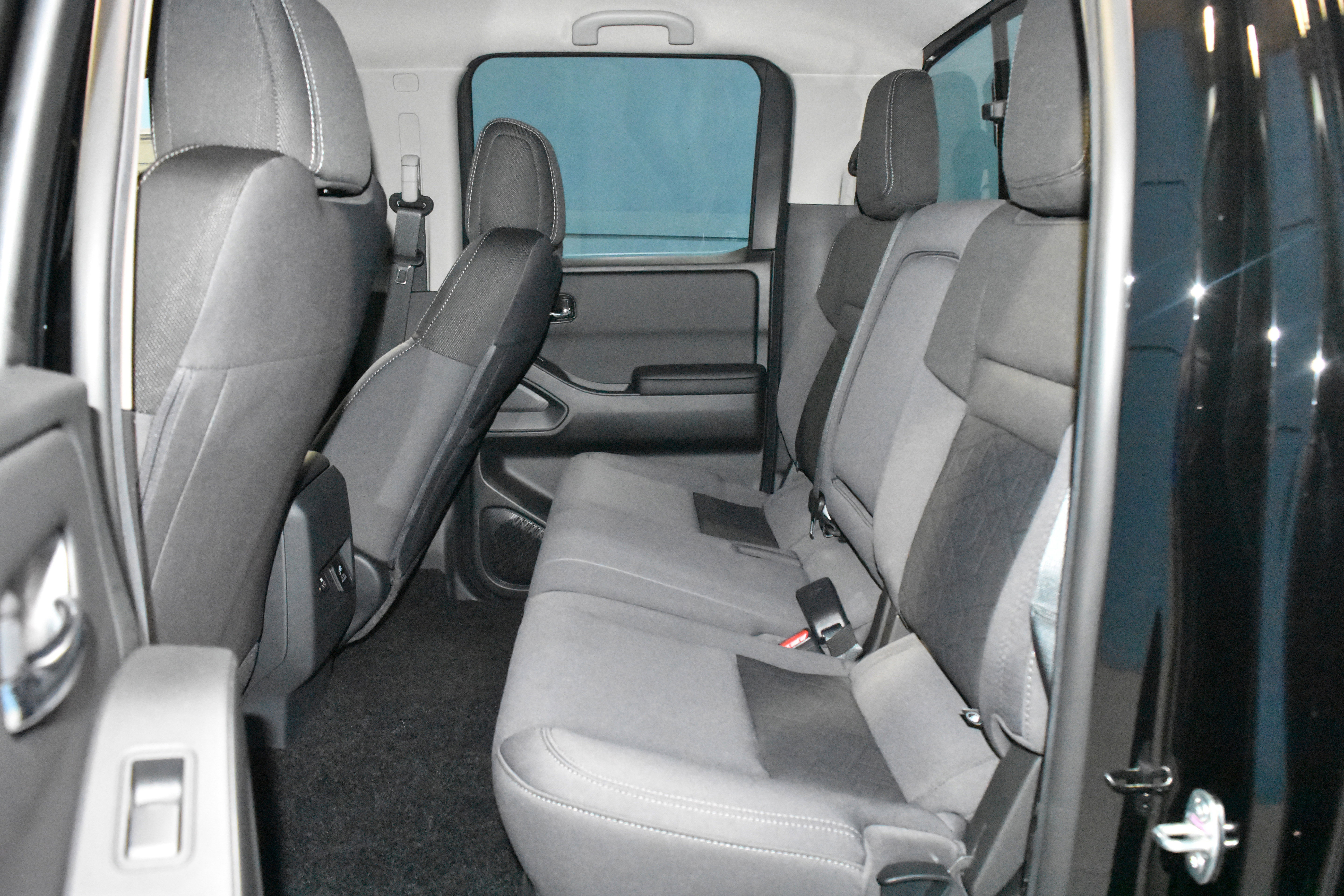 New 2026 Nissan Frontier SV w/ SV Convenience Package AWD/4WD image 21