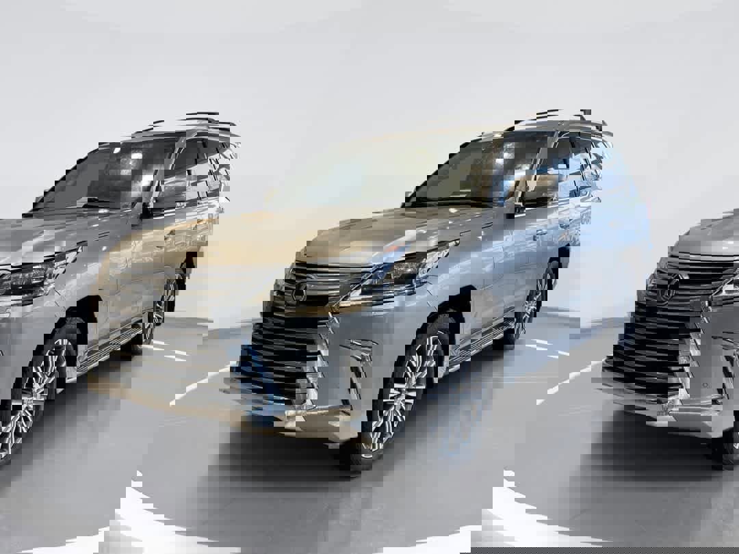 Used 2017 Lexus LX 570 4WD w/ Luxury Package