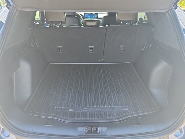 Used 2025 Ford Escape ST-Line w/ Equipment Group 301A FWD image 13
