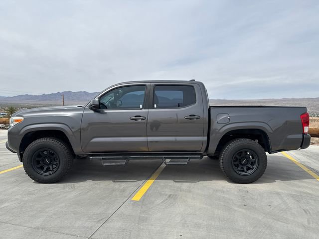 Used 2018 Toyota Tacoma SR w/ SR Convenience Package image 2