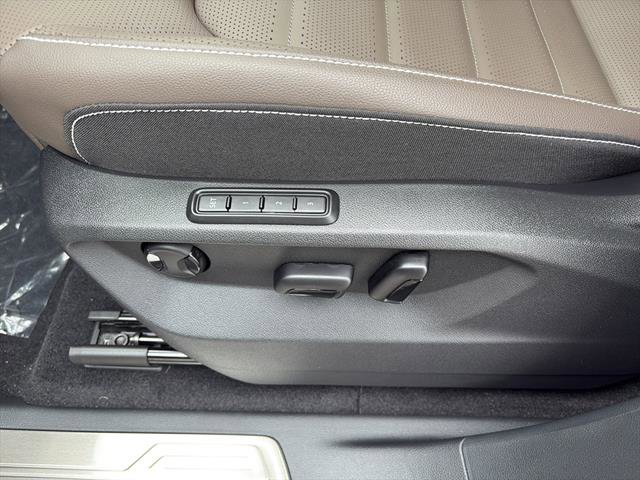 New 2026 Volkswagen Atlas SEL image 15