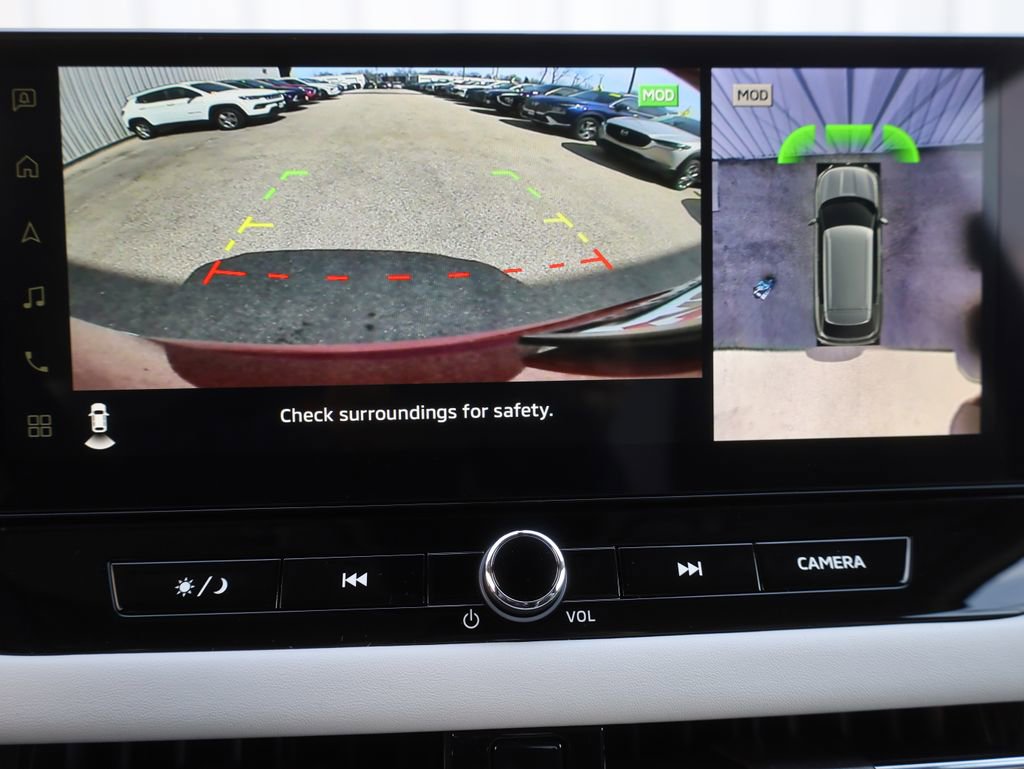 New 2025 Mitsubishi Outlander SE image 49