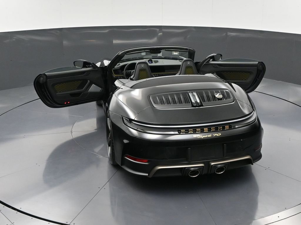 New 2026 Porsche 911 Carrera 4 GTS image 39