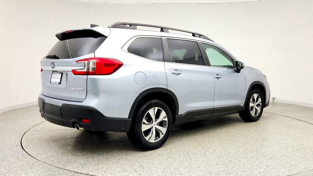 Used 2024 Subaru Ascent Premium w/ Convenience Package AWD/4WD image 5