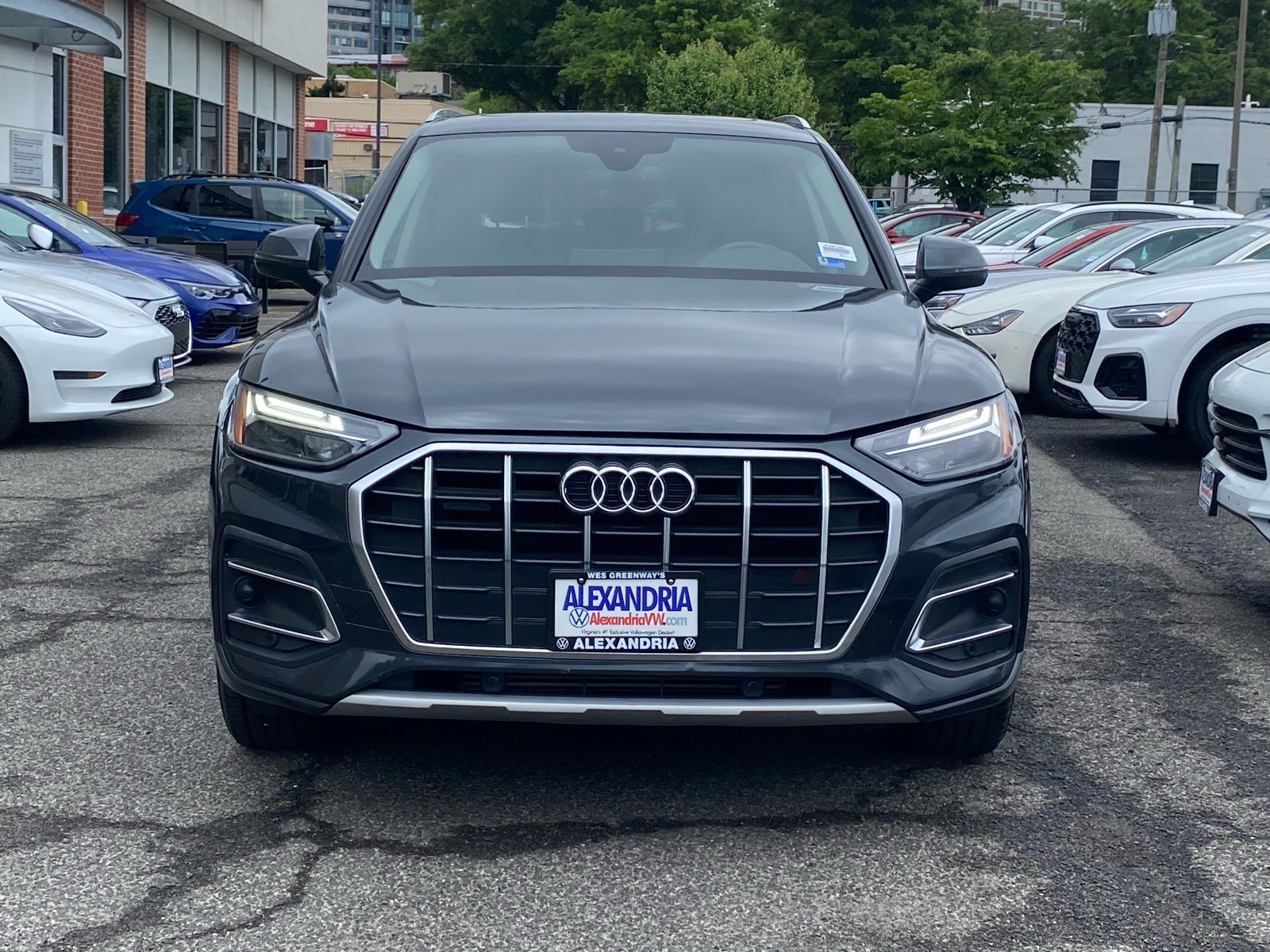 Used 2023 Audi Q5 2.0T Premium w/ Convenience Package AWD/4WD image 6