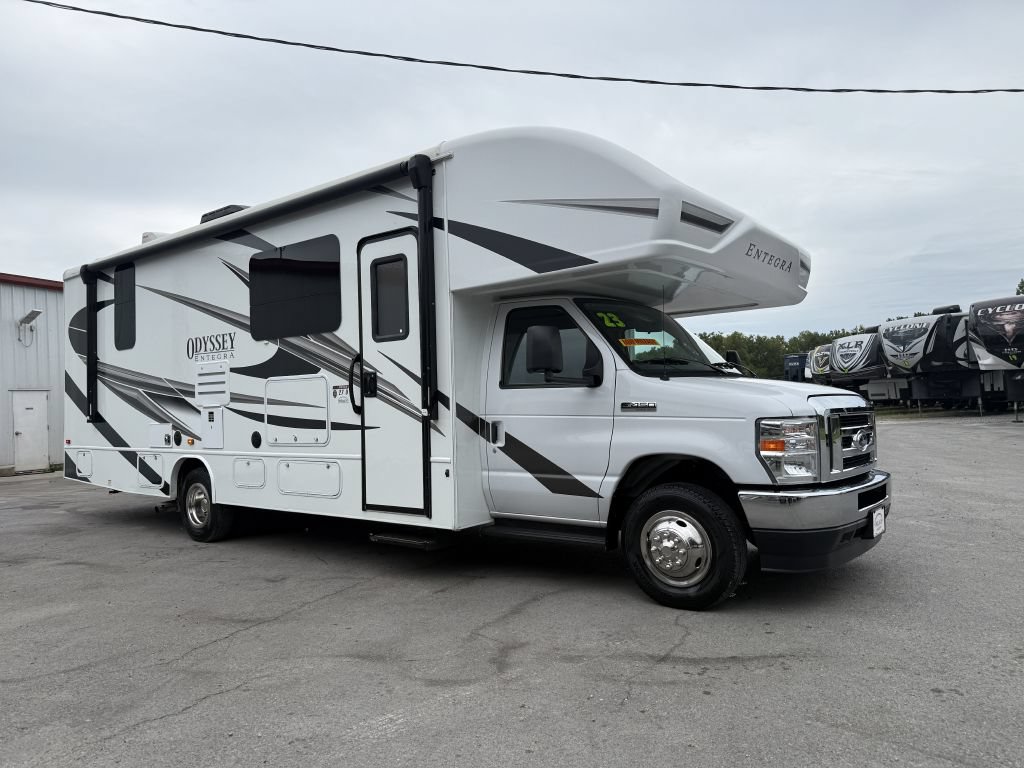 Used 2023 Ford E-450 and Econoline 450 Super Duty w/ Motorhome Prep Package RWD image 1