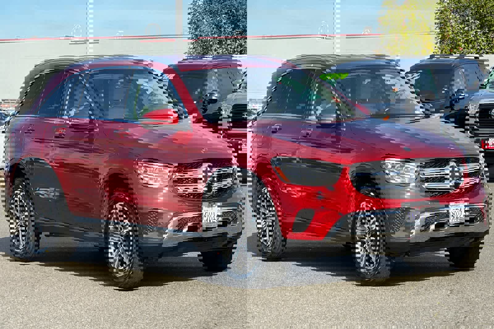 Used 2021 Mercedes-Benz GLC 300 4MATIC image 5