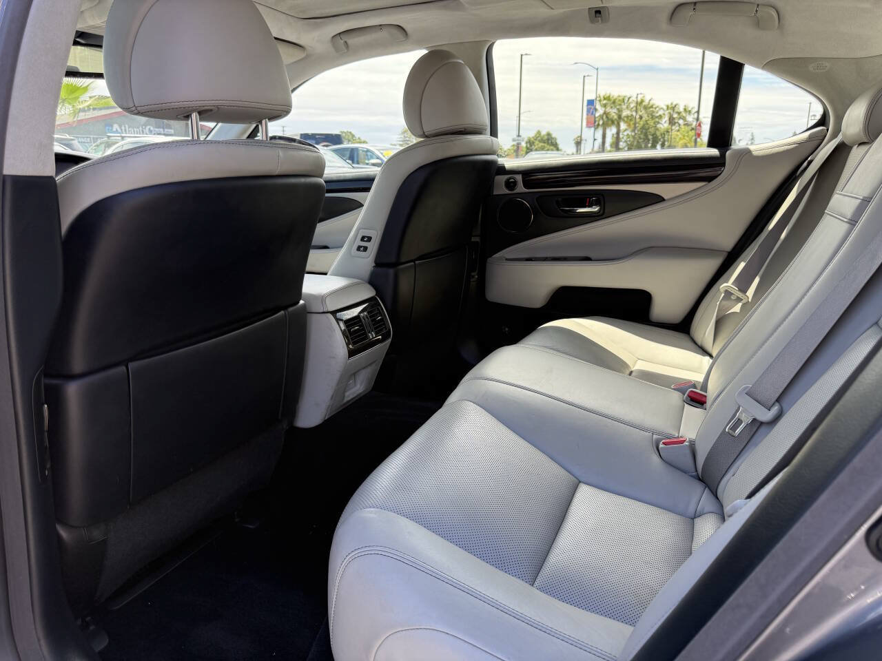 Used 2014 Lexus LS 460 w/ Comfort Package RWD image 11