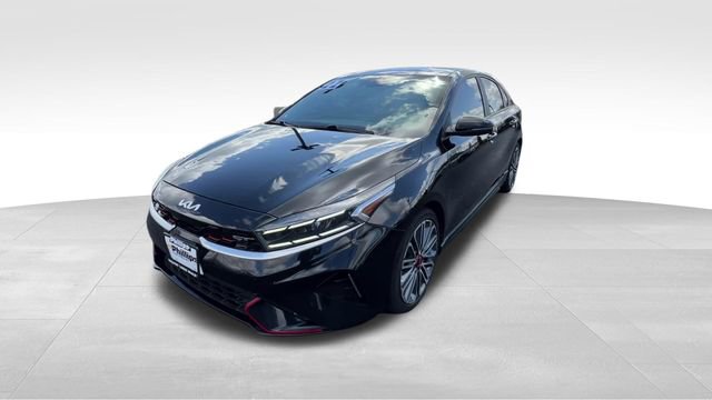 Used 2022 Kia Forte GT image 2