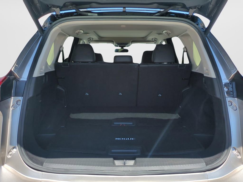 Certified 2026 Nissan Rogue Platinum w/ Platinum Premium Package AWD/4WD image 20