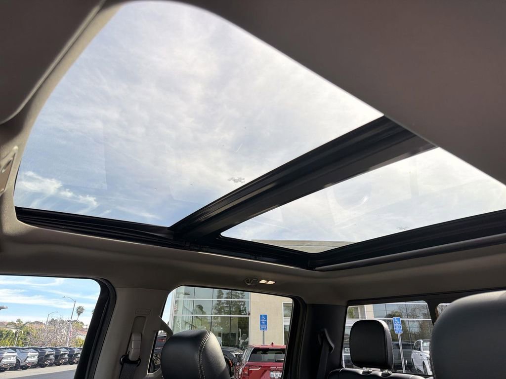 Used 2020 Ford F250 Lariat image 6