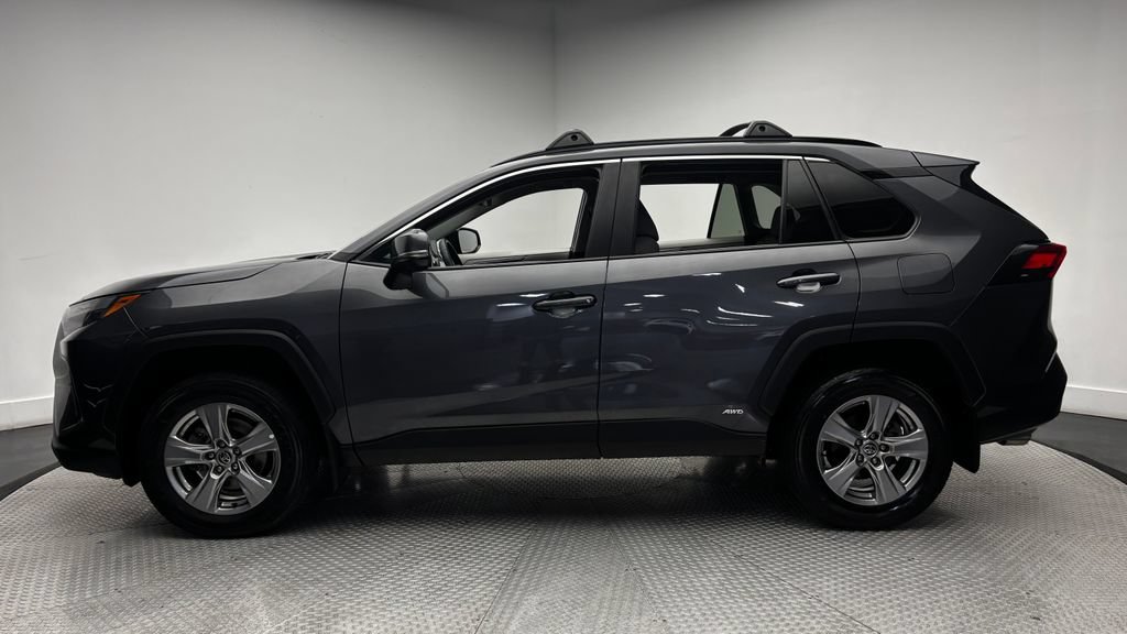 Used 2023 Toyota RAV4 XLE w/ XLE Grade Weather Package AWD/4WD image 4