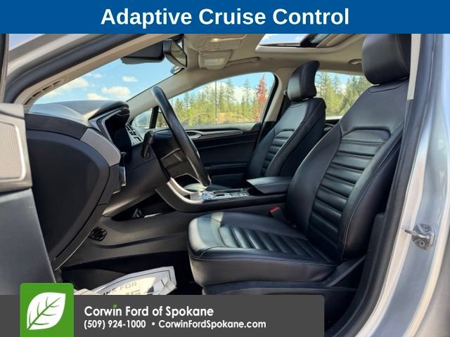 Used 2019 Ford Fusion SEL FWD image 2
