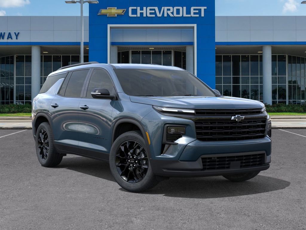 New 2026 Chevrolet Traverse LT w/ Midnight/Sport Edition FWD image 7