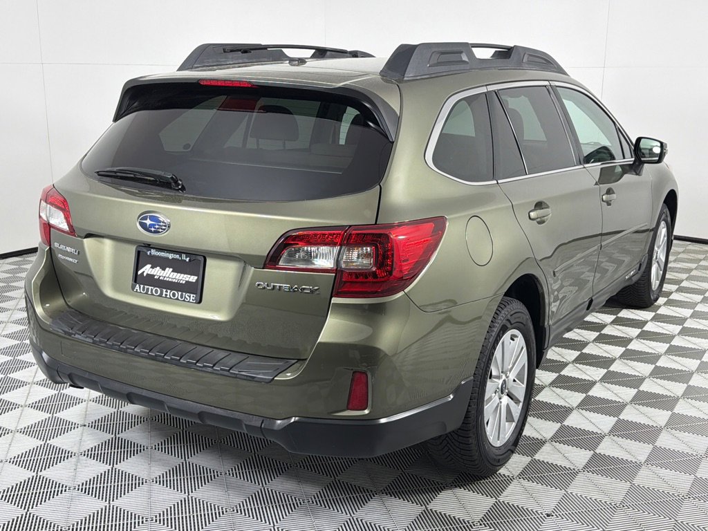 Used 2015 Subaru Outback 2.5i Premium image 5