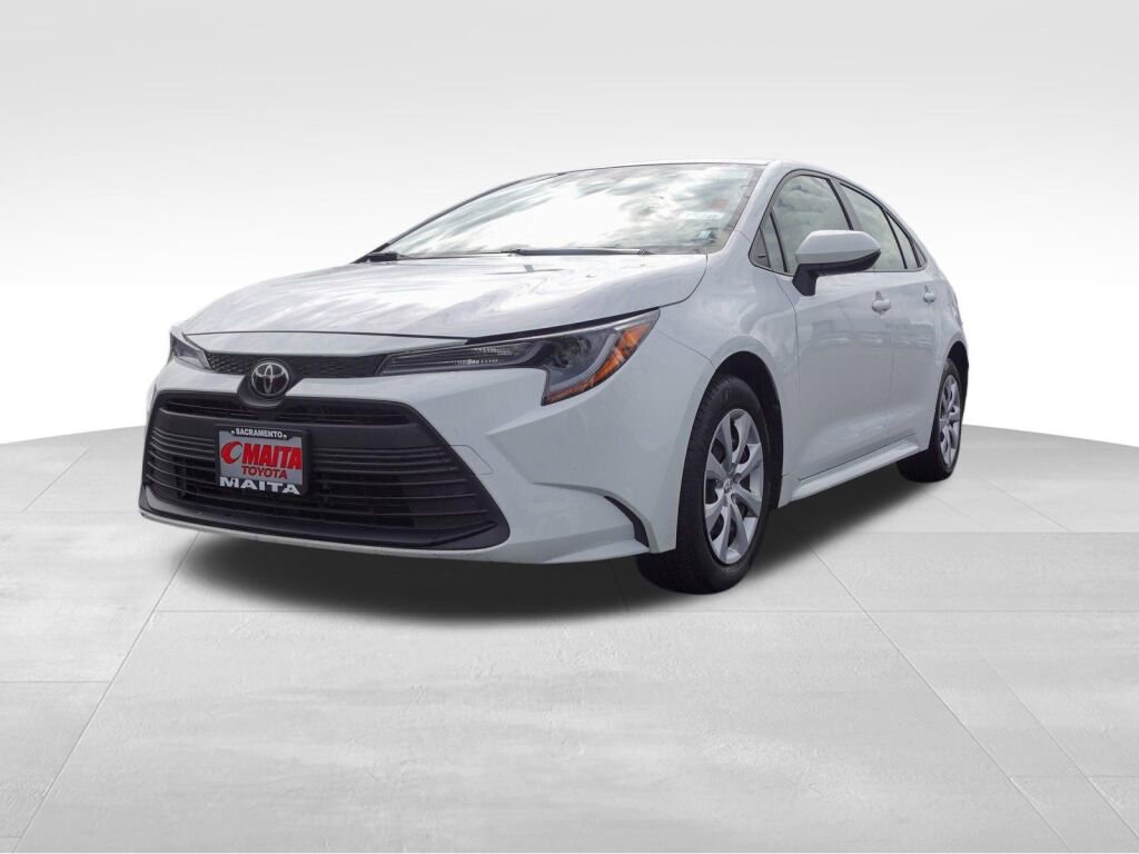 Used 2024 Toyota Corolla LE image 8